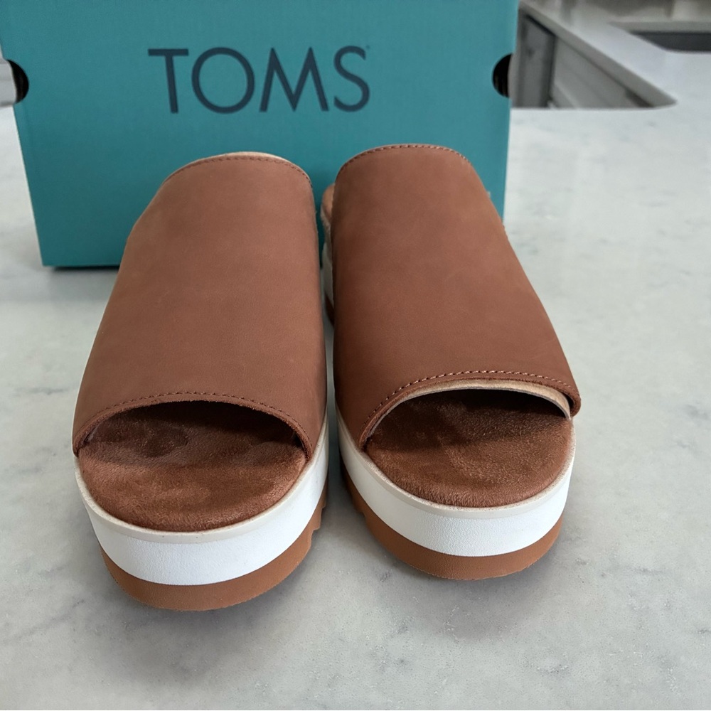 TOMS Tan Leather Slide Sandals with White Platform